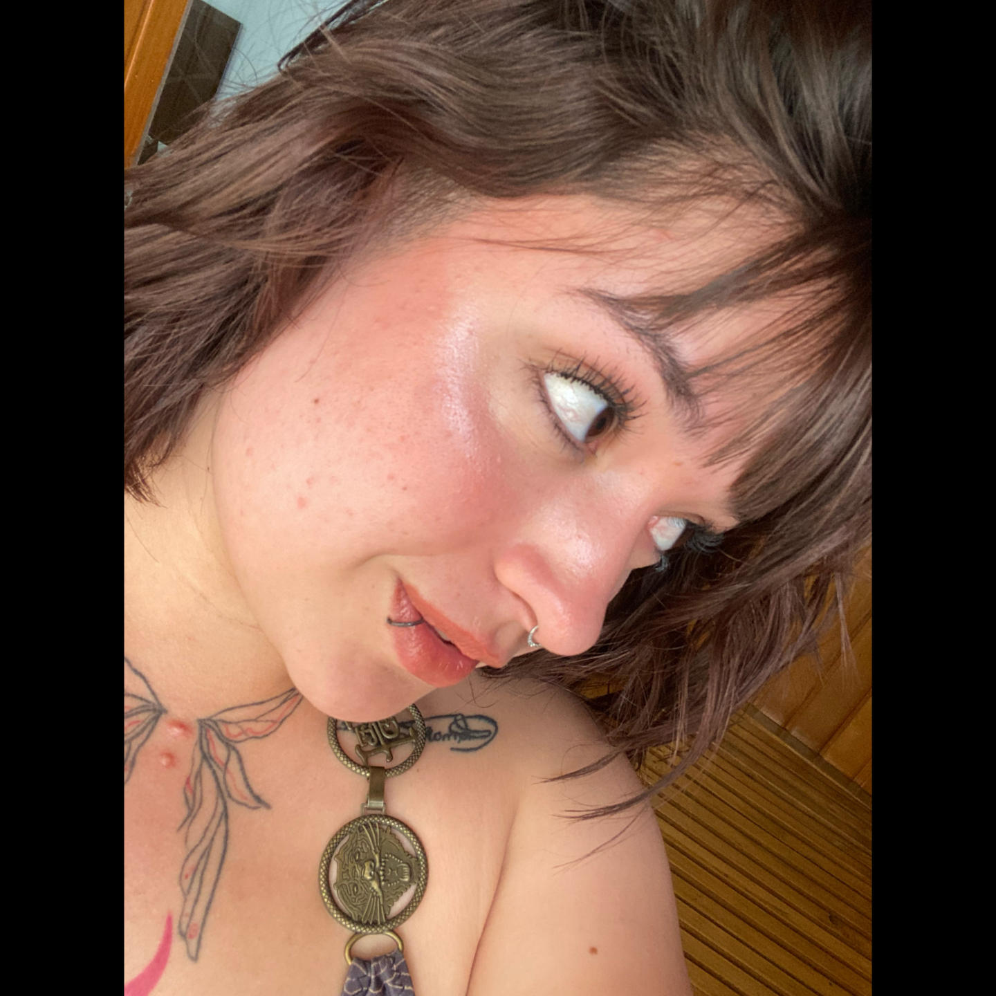 Image of cam model AnikaFleur from XloveCam