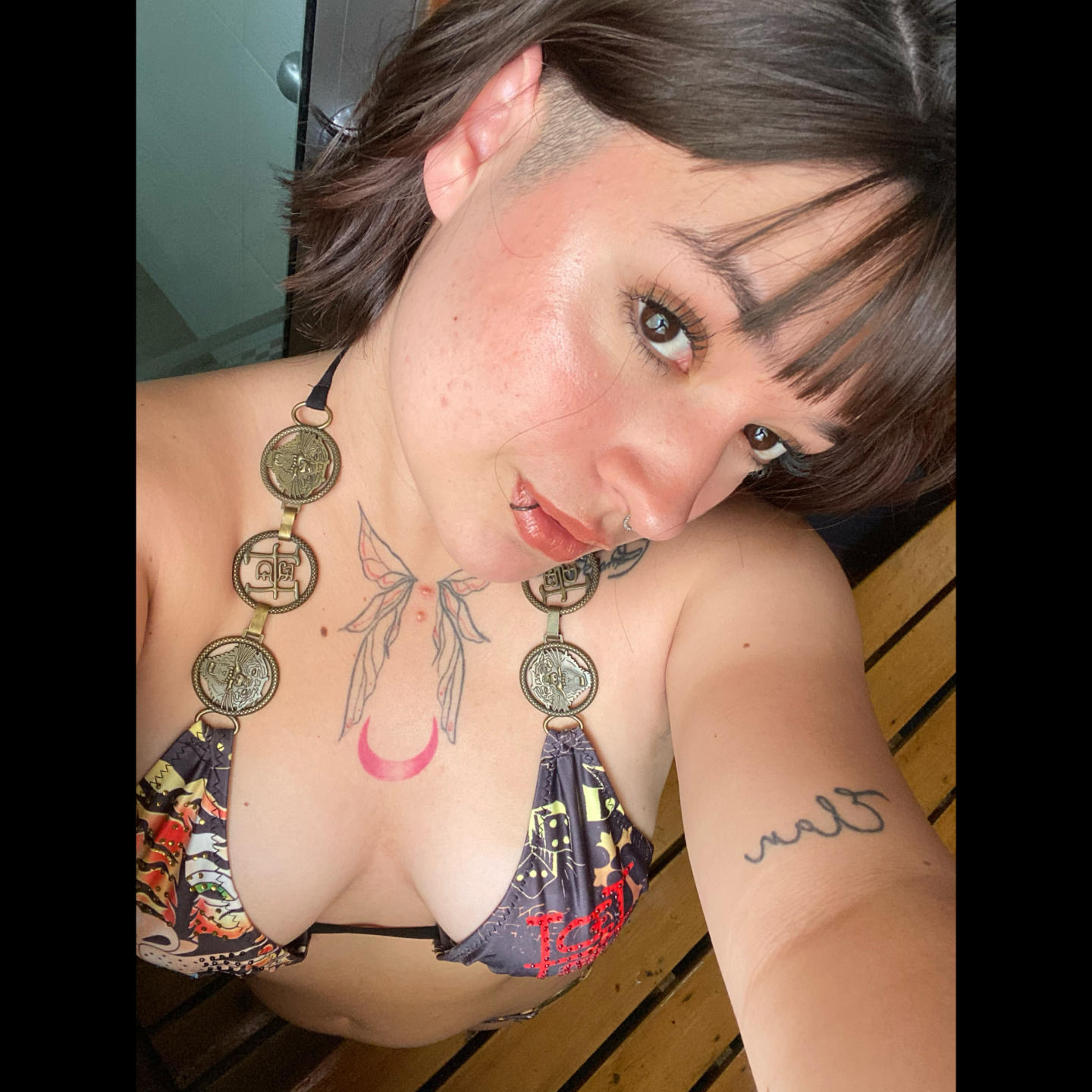 Image of cam model AnikaFleur from XloveCam