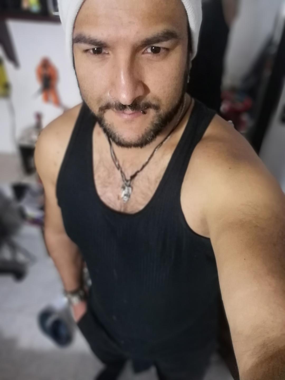 Image of cam model SektethLilith from XloveCam