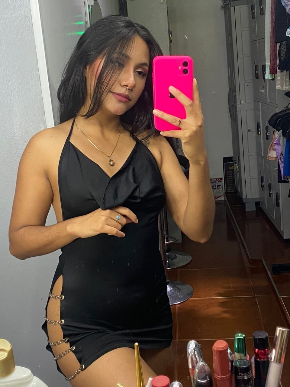 Image of cam model AnaRomero from XloveCam