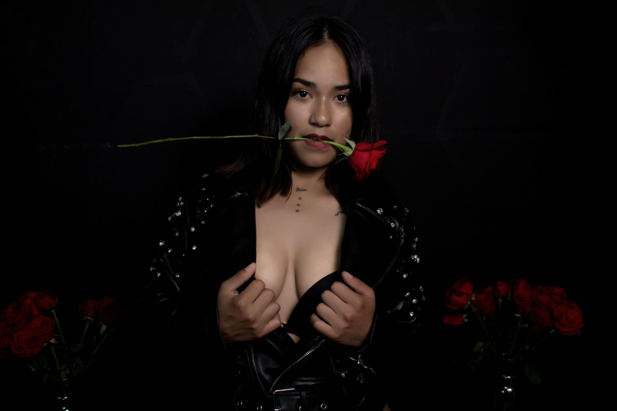 Image of cam model Thyranoa from XloveCam