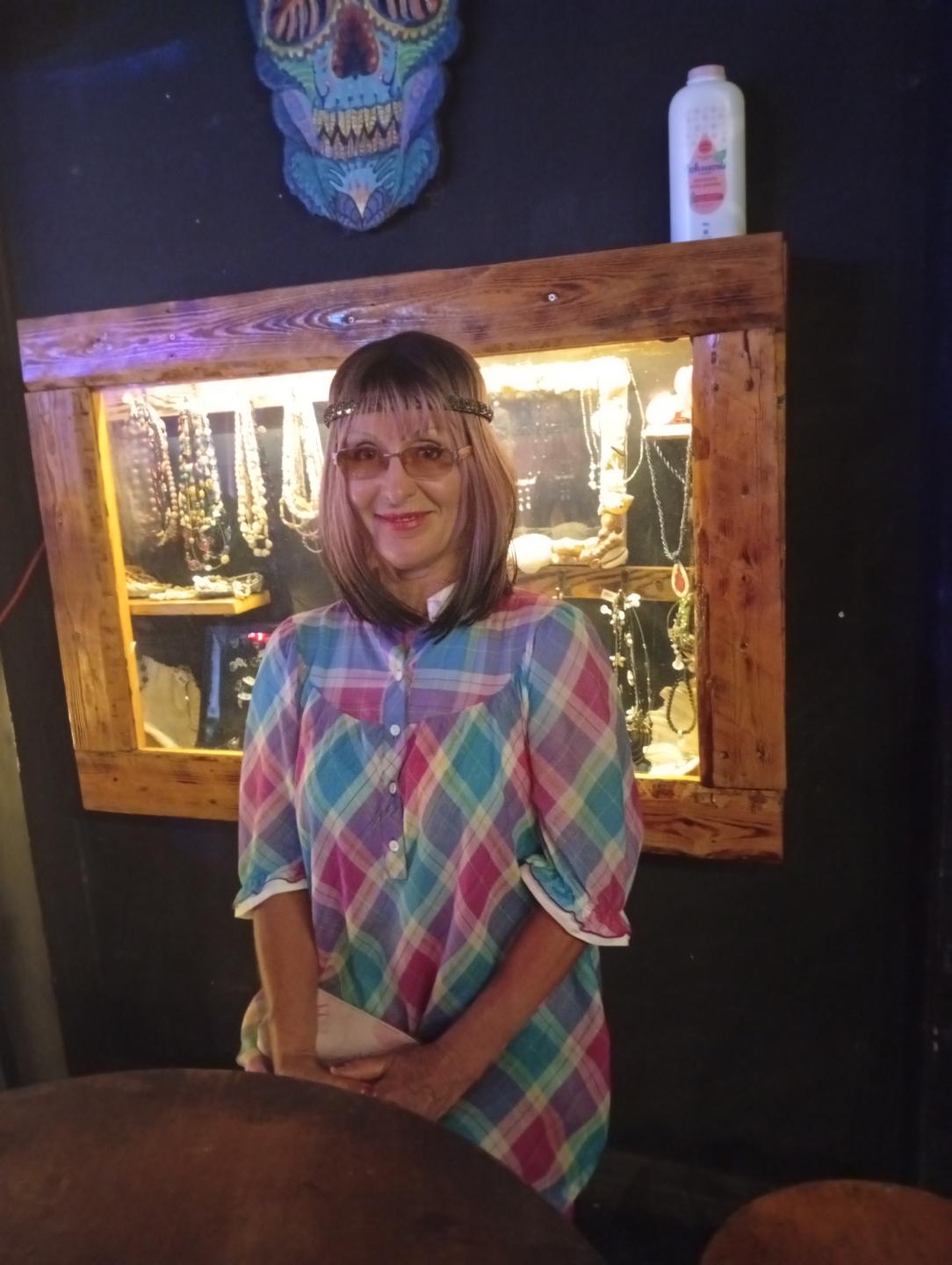 Image of cam model ElizaWendy from XloveCam