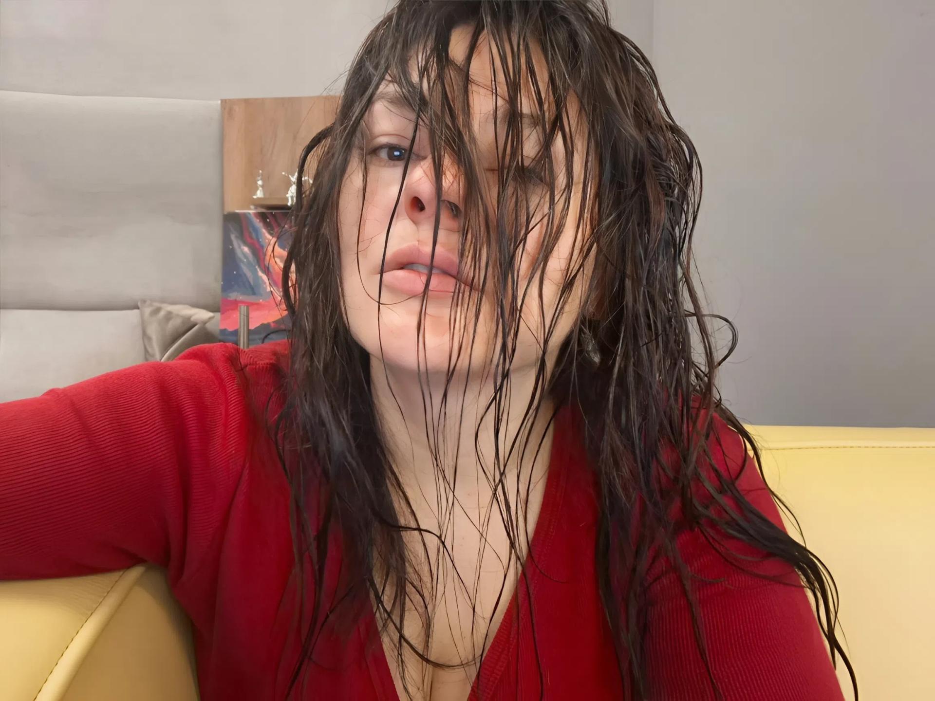 Image of cam model StacyDavise from XloveCam