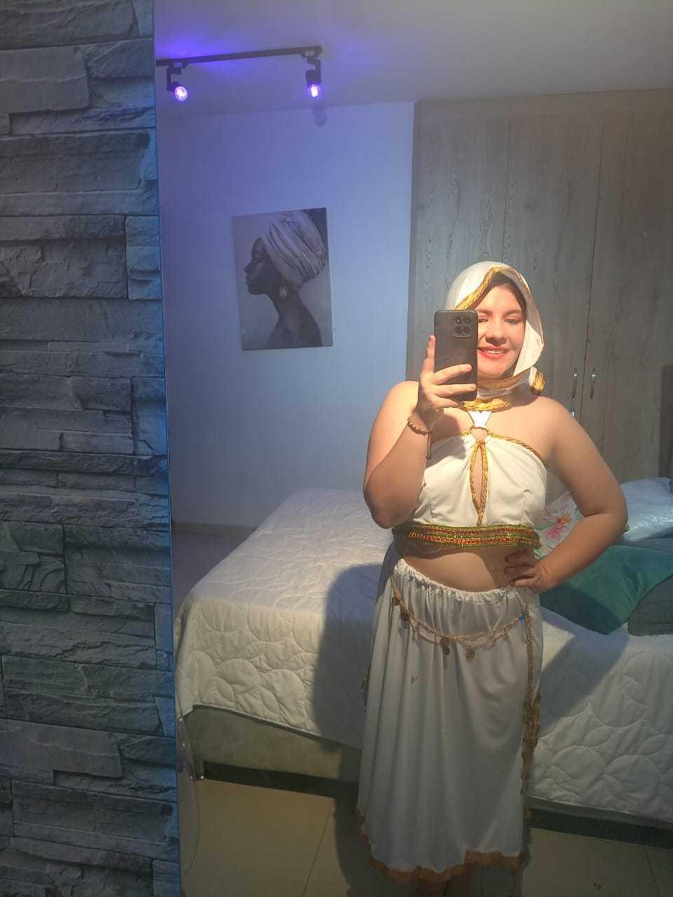 Image of cam model KathlenRousse from XloveCam