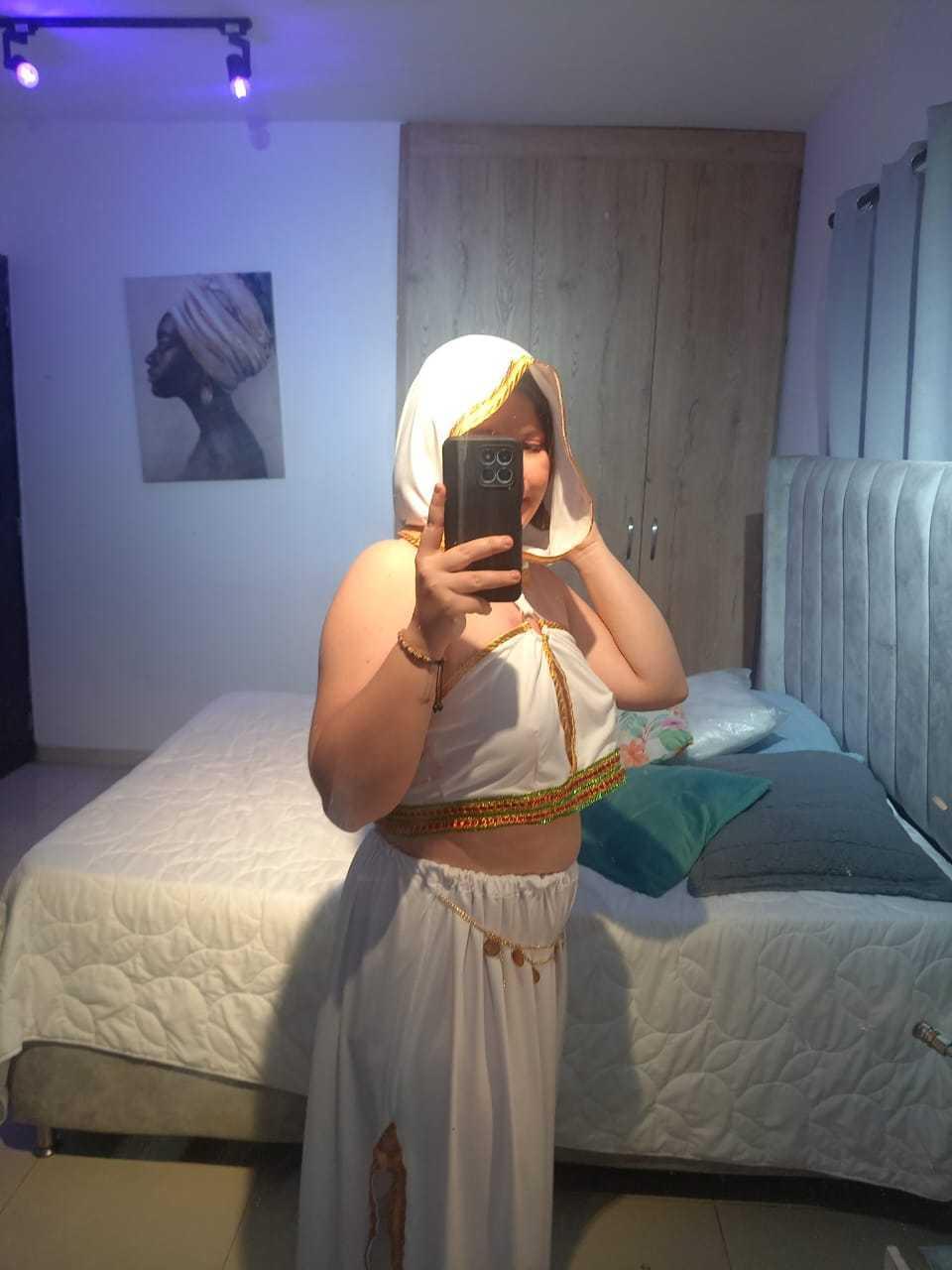 Image of cam model KathlenRousse from XloveCam