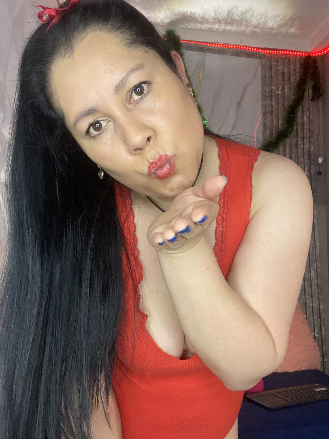 Image of cam model MarianaSmitt from XloveCam