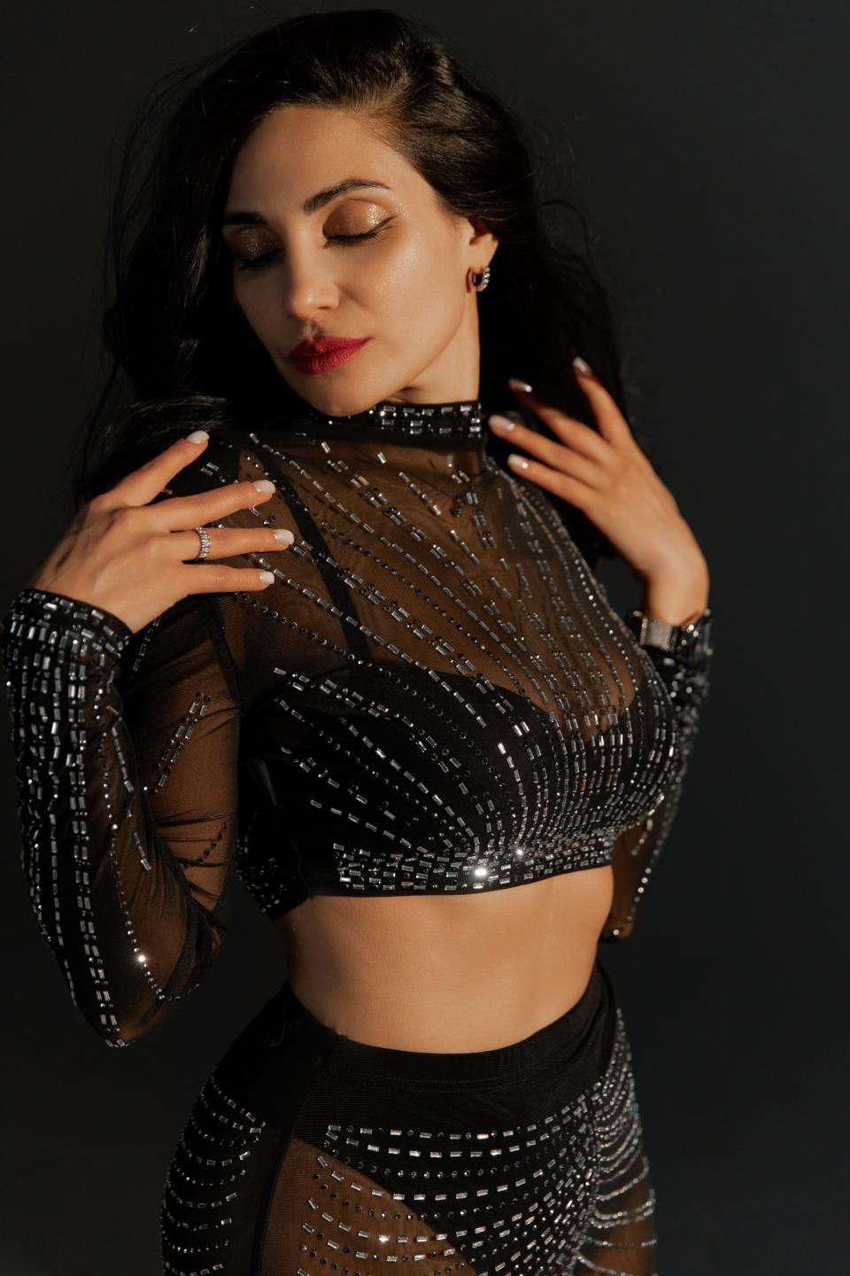 Image of cam model AllaYertlyi from XloveCam