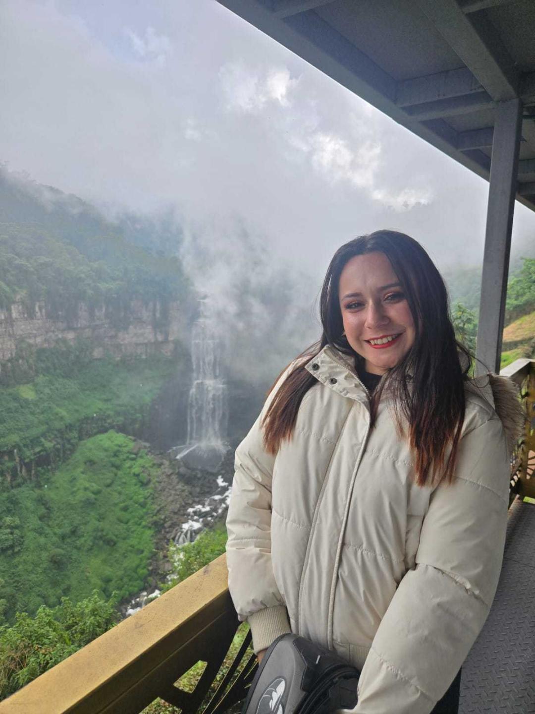 Image of cam model CandyI from XloveCam