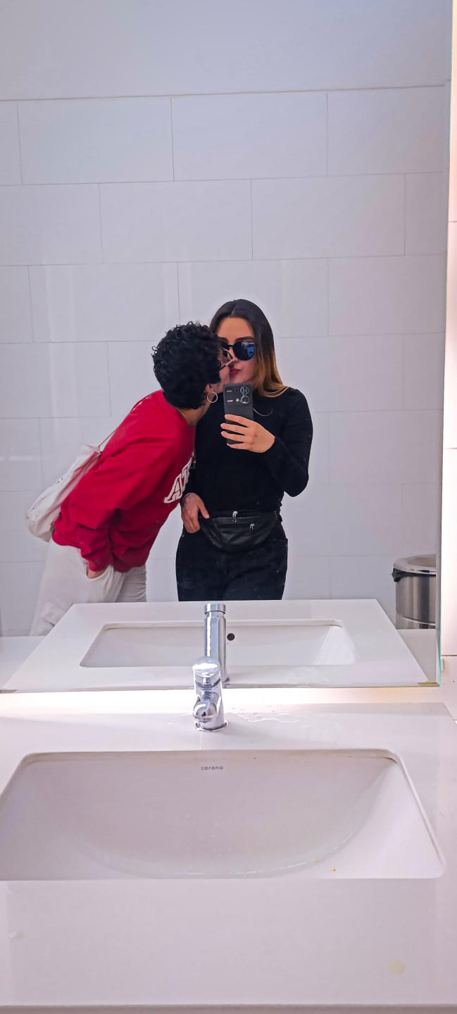 Image of cam model SeleneAna from XloveCam