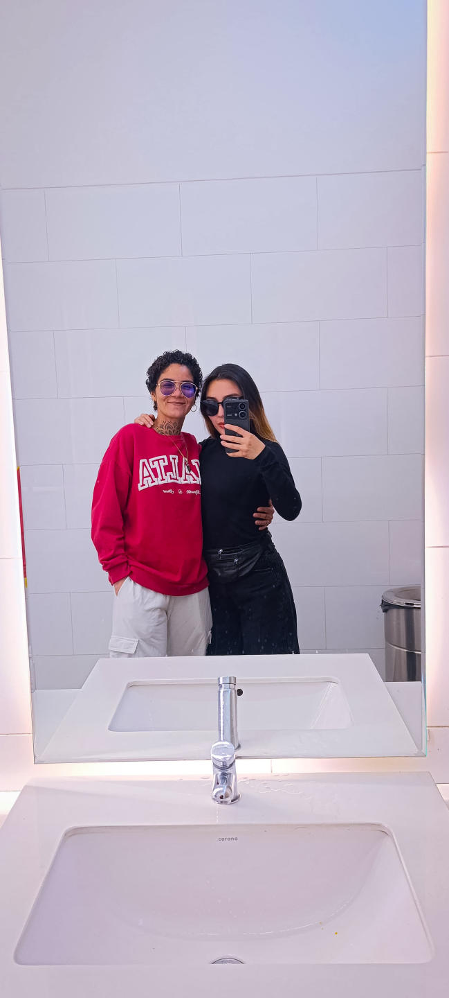 Image of cam model SeleneAna from XloveCam