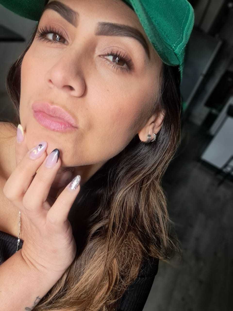 Image of cam model AriaRous from XloveCam