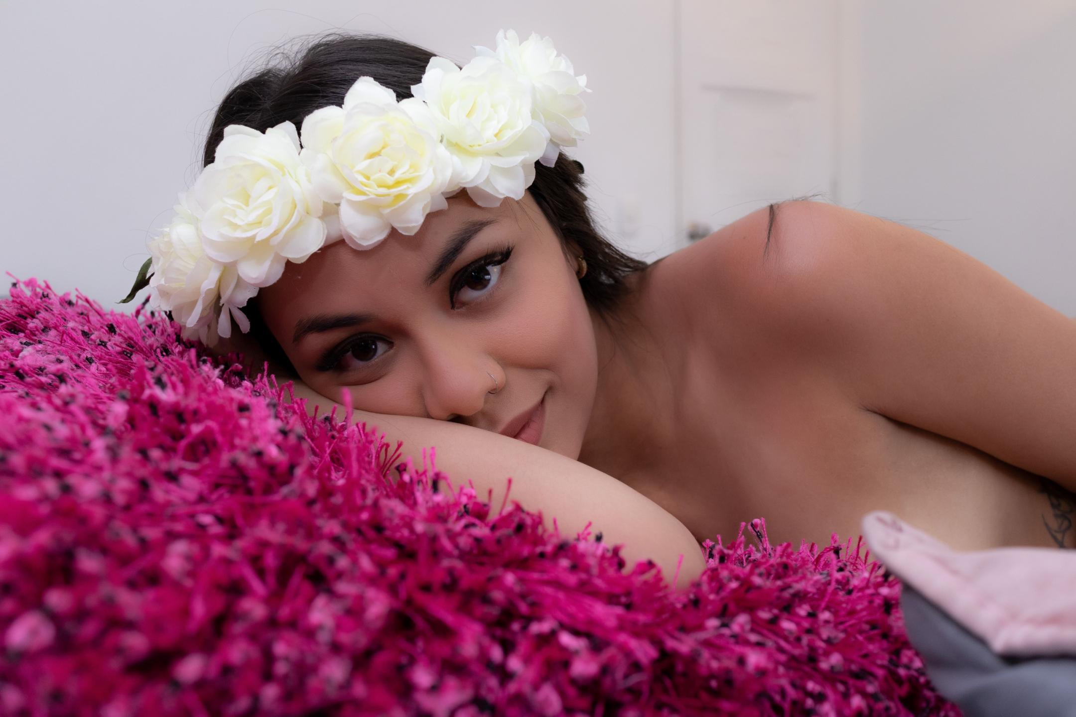 Image of cam model MichellOrtega from XloveCam