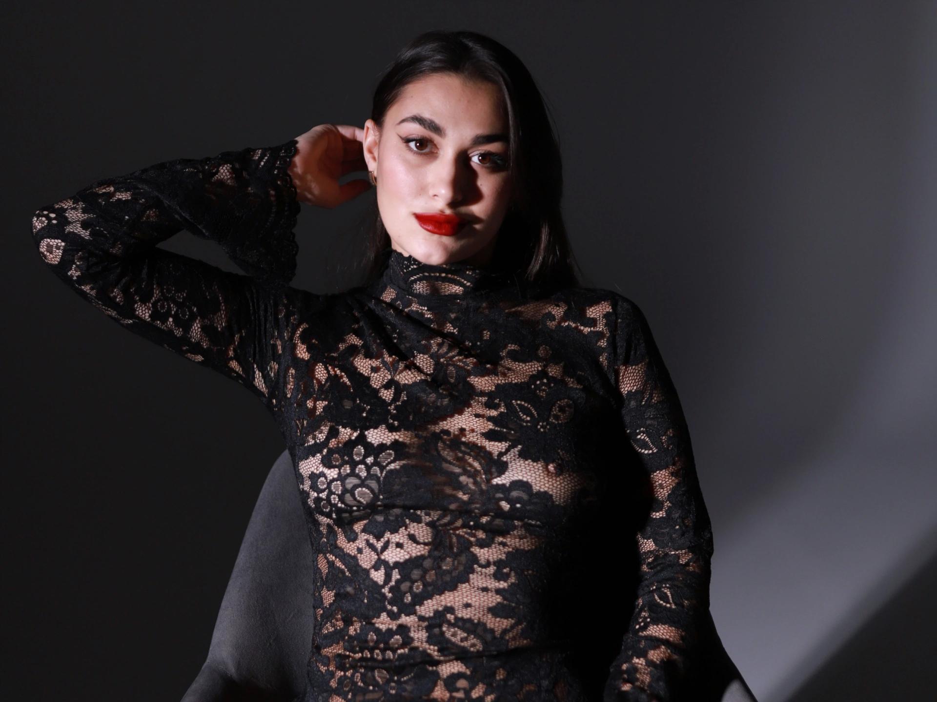 Image of cam model BrunetteBabeXX-hot from XloveCam