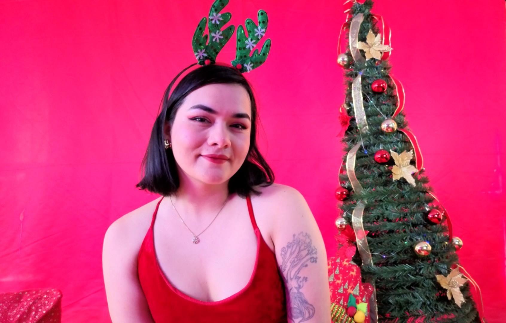 Image of cam model SofiaaMegan from XloveCam