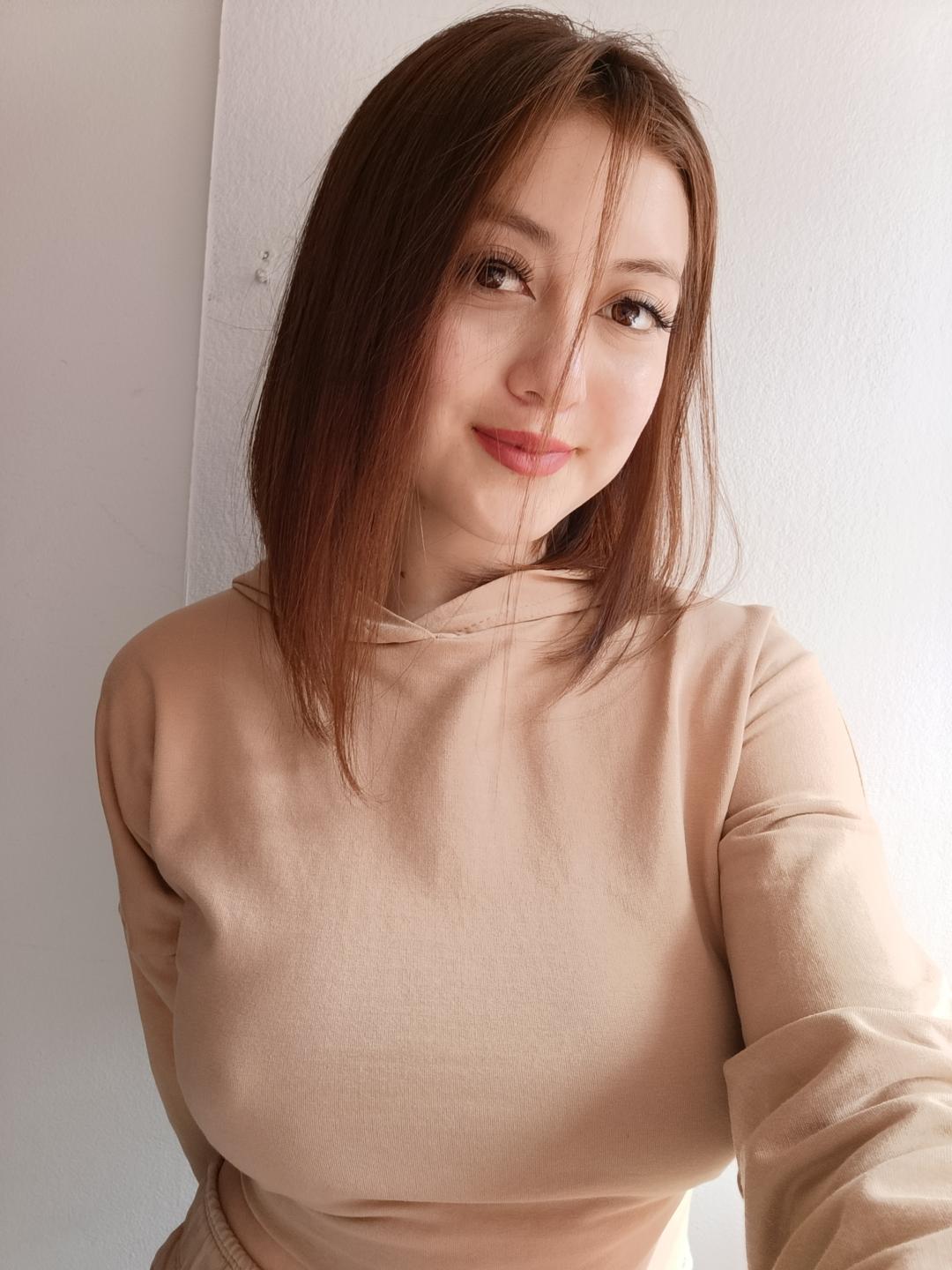 Image of cam model AngelaTorres from XloveCam