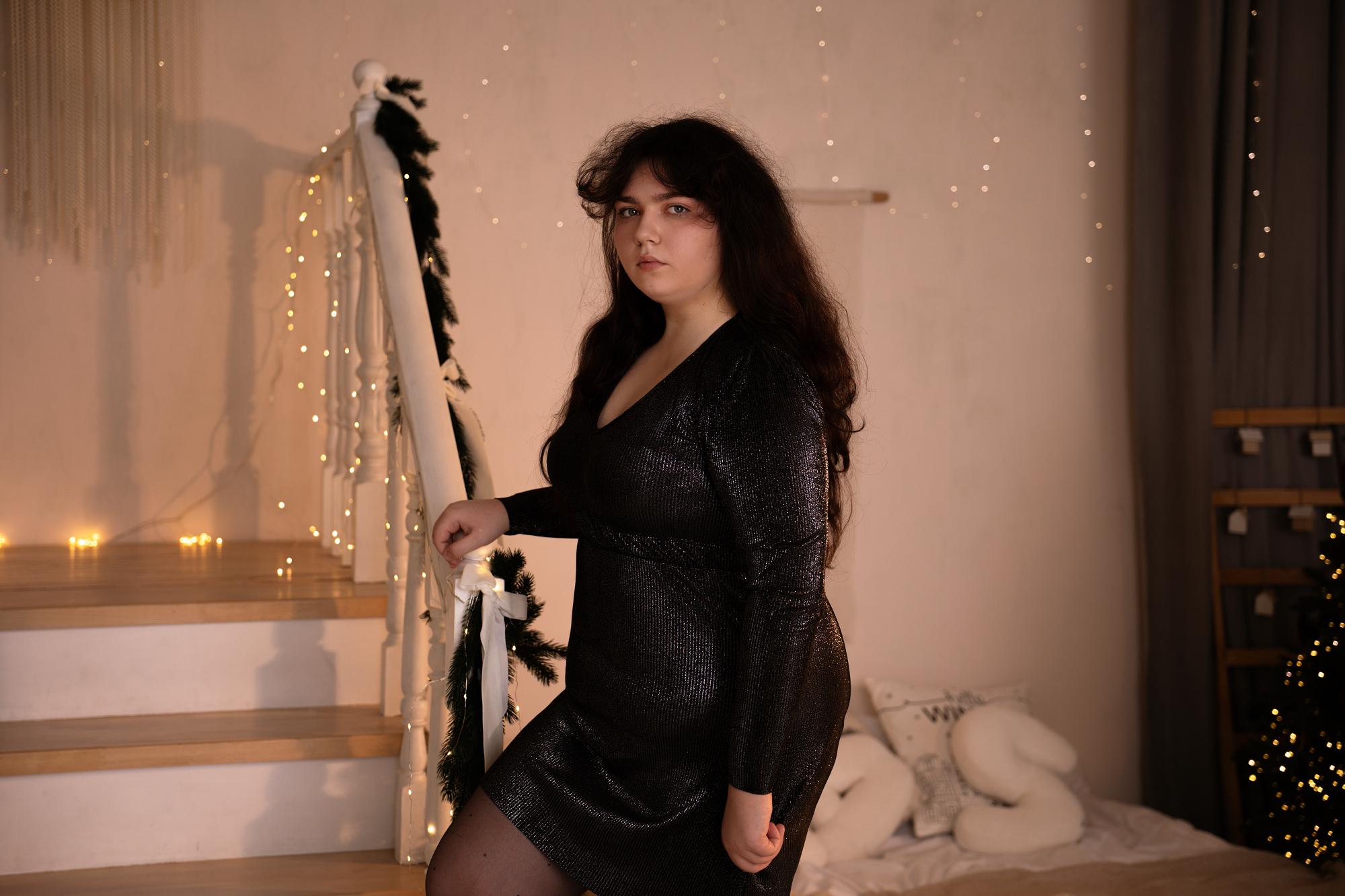 Image of cam model NeonilaLisova from XloveCam