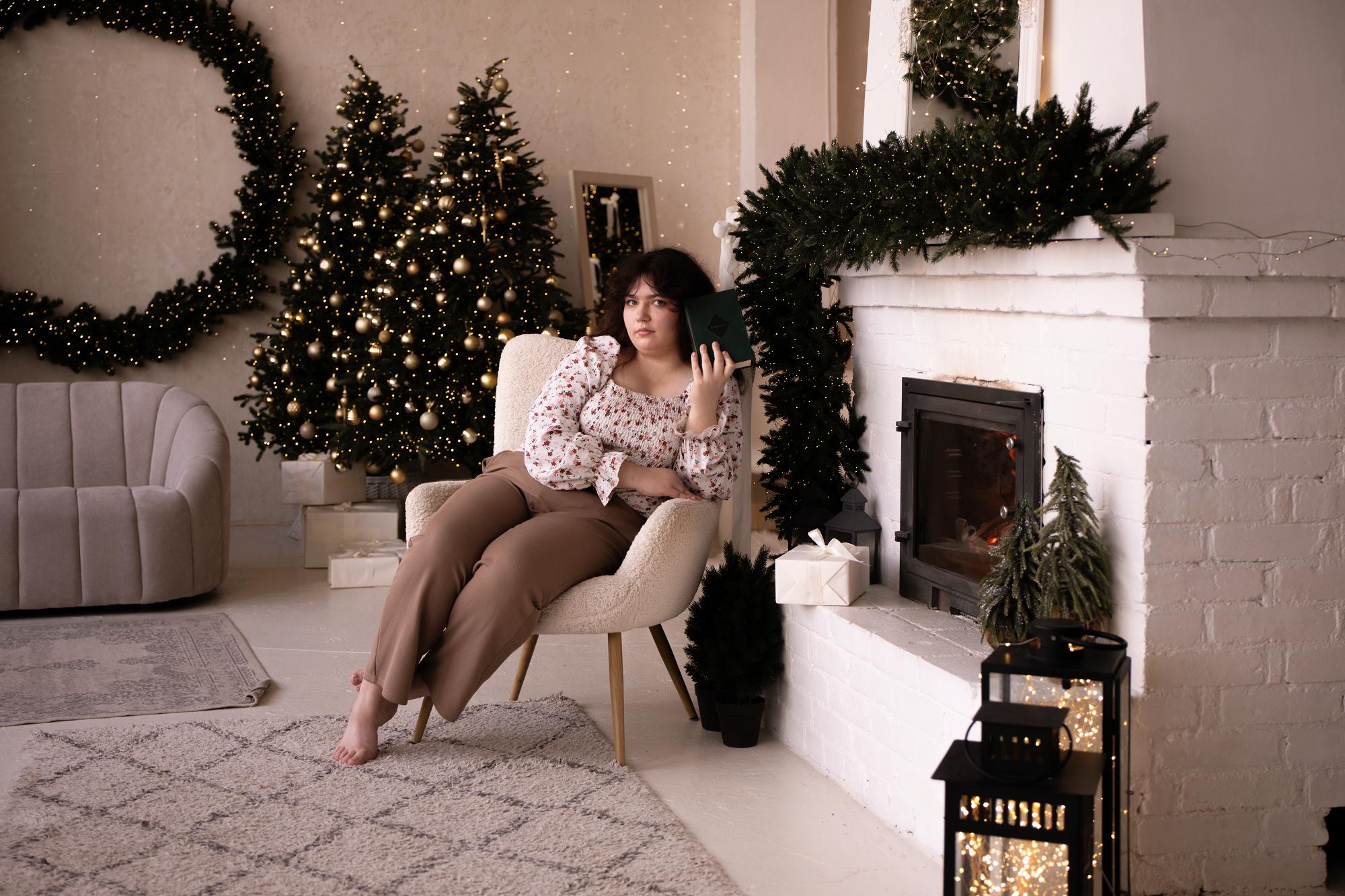 Image of cam model NeonilaLisova from XloveCam