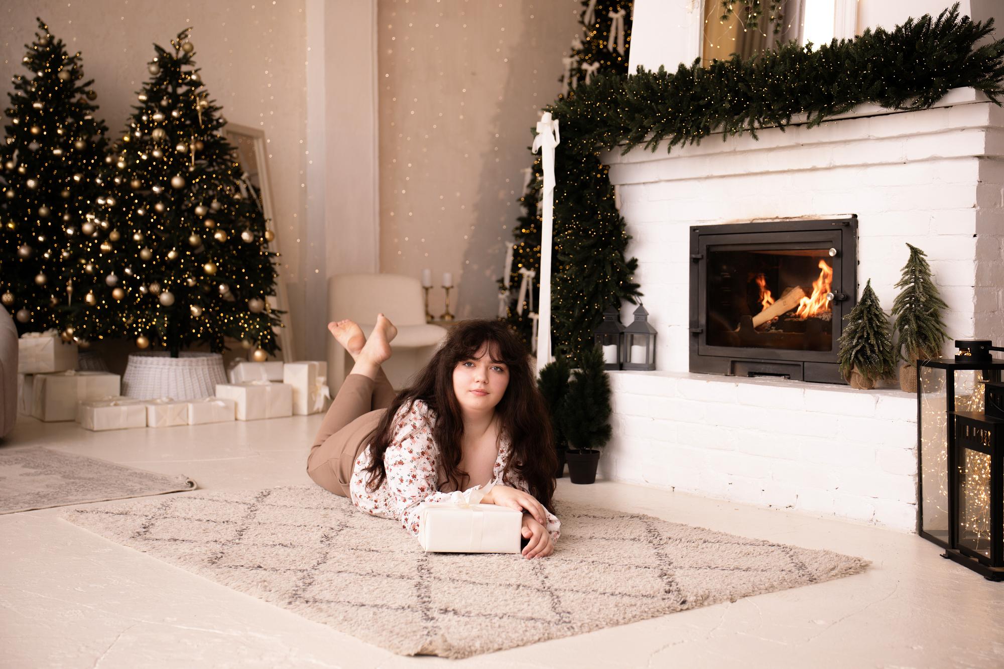 Image of cam model NeonilaLisova from XloveCam