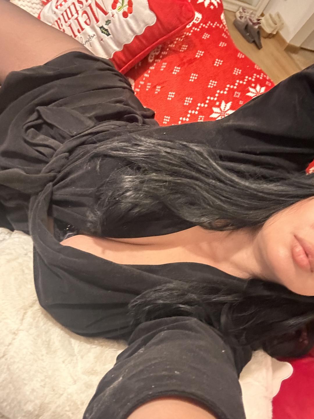 Image of cam model IsaRosa from XloveCam