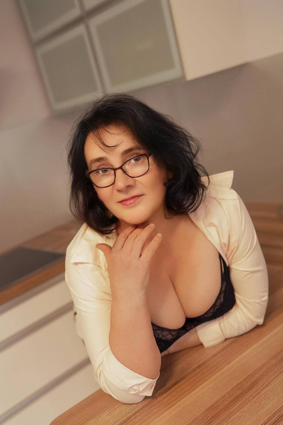 Image of cam model DorisMature from XloveCam