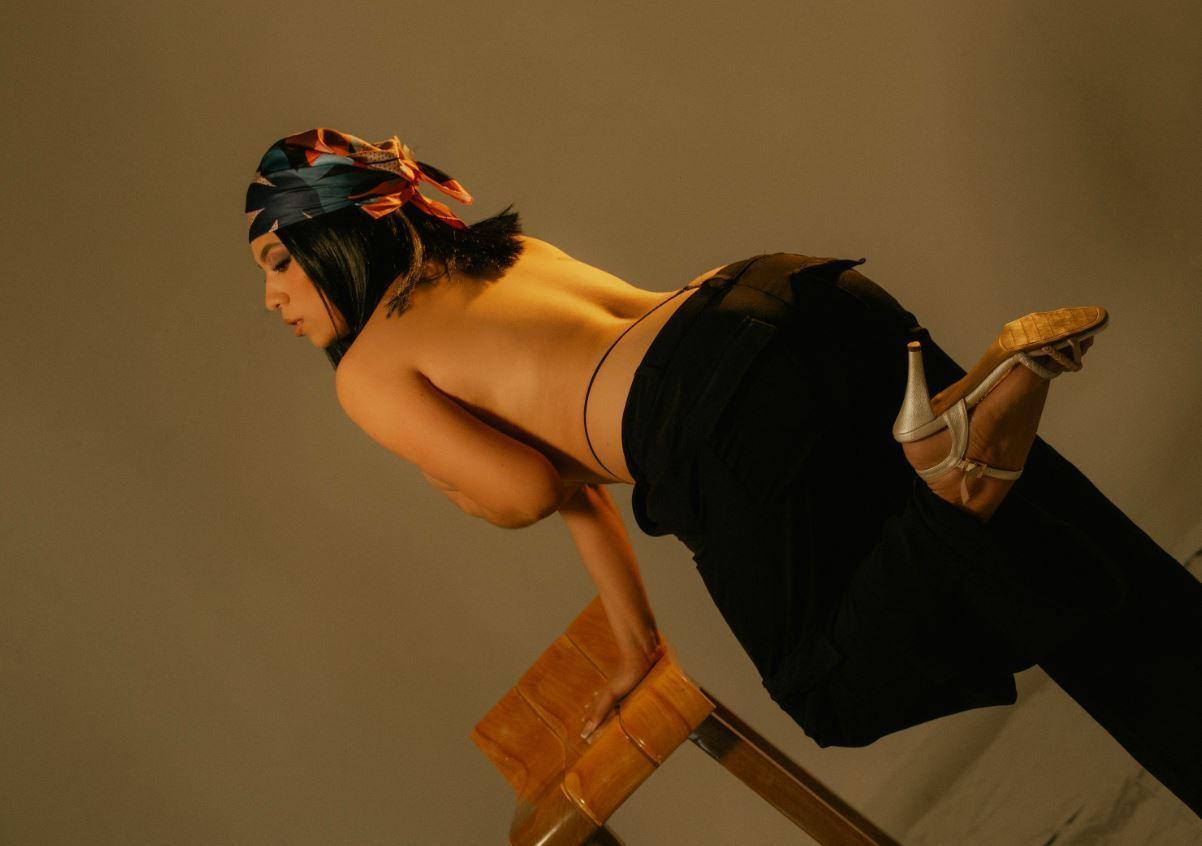 Image of cam model ZaraWildd from XloveCam