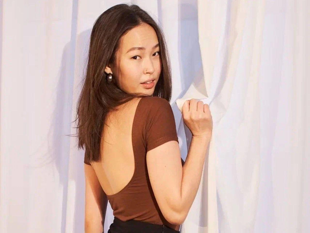 Image of cam model YasminaCherry-hot from XloveCam