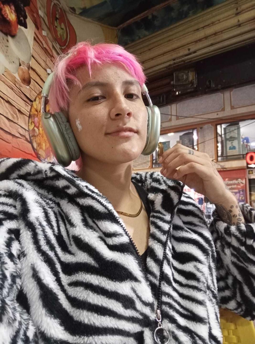 Image of cam model HadeDanny from XloveCam