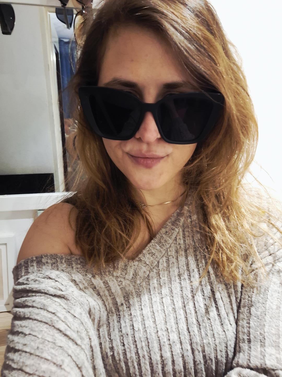 Image of cam model MilliOne from XloveCam