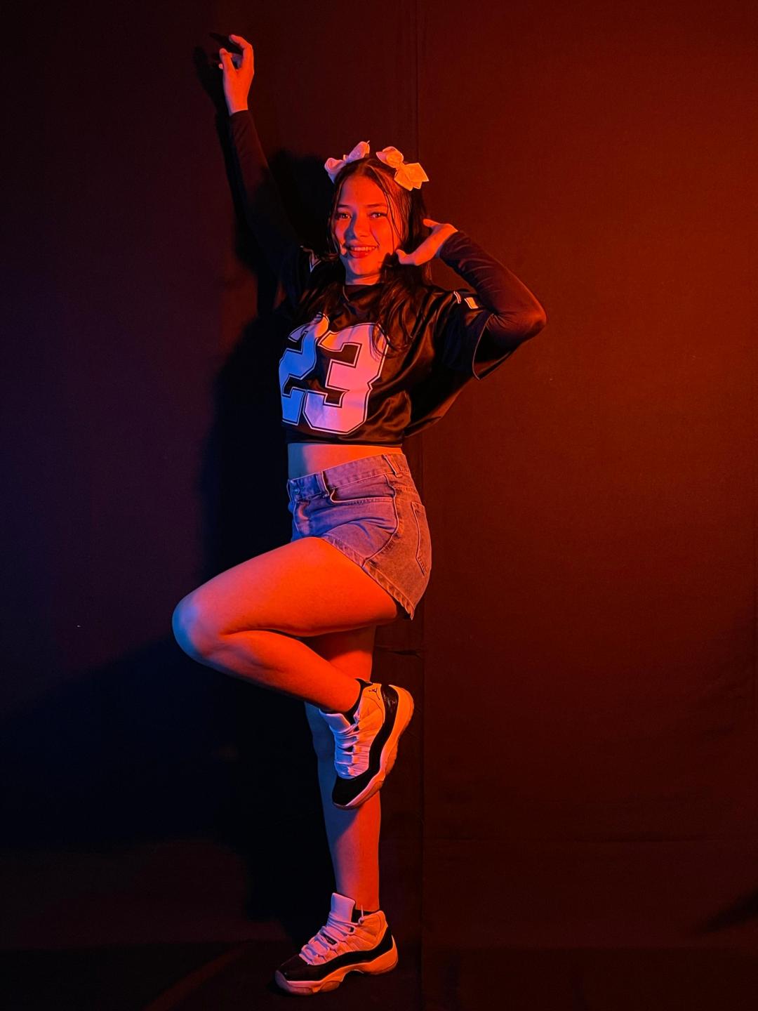 Image of cam model LizzieSweets from XloveCam