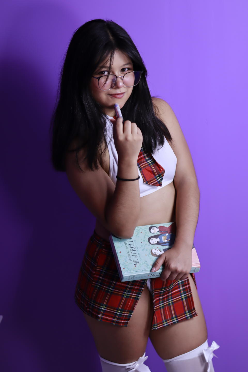 Image of cam model Mei69 from XloveCam