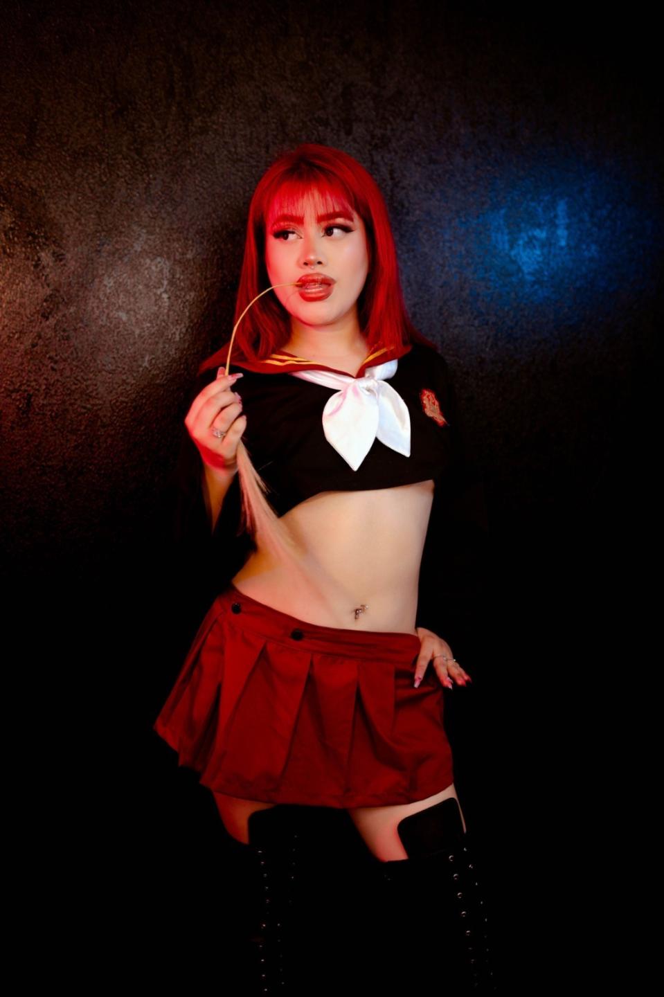 Image of cam model JulietaSmit from XloveCam