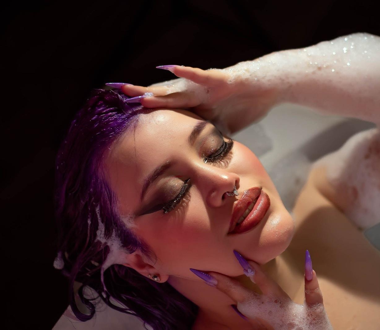 Image of cam model JulietaSmit from XloveCam