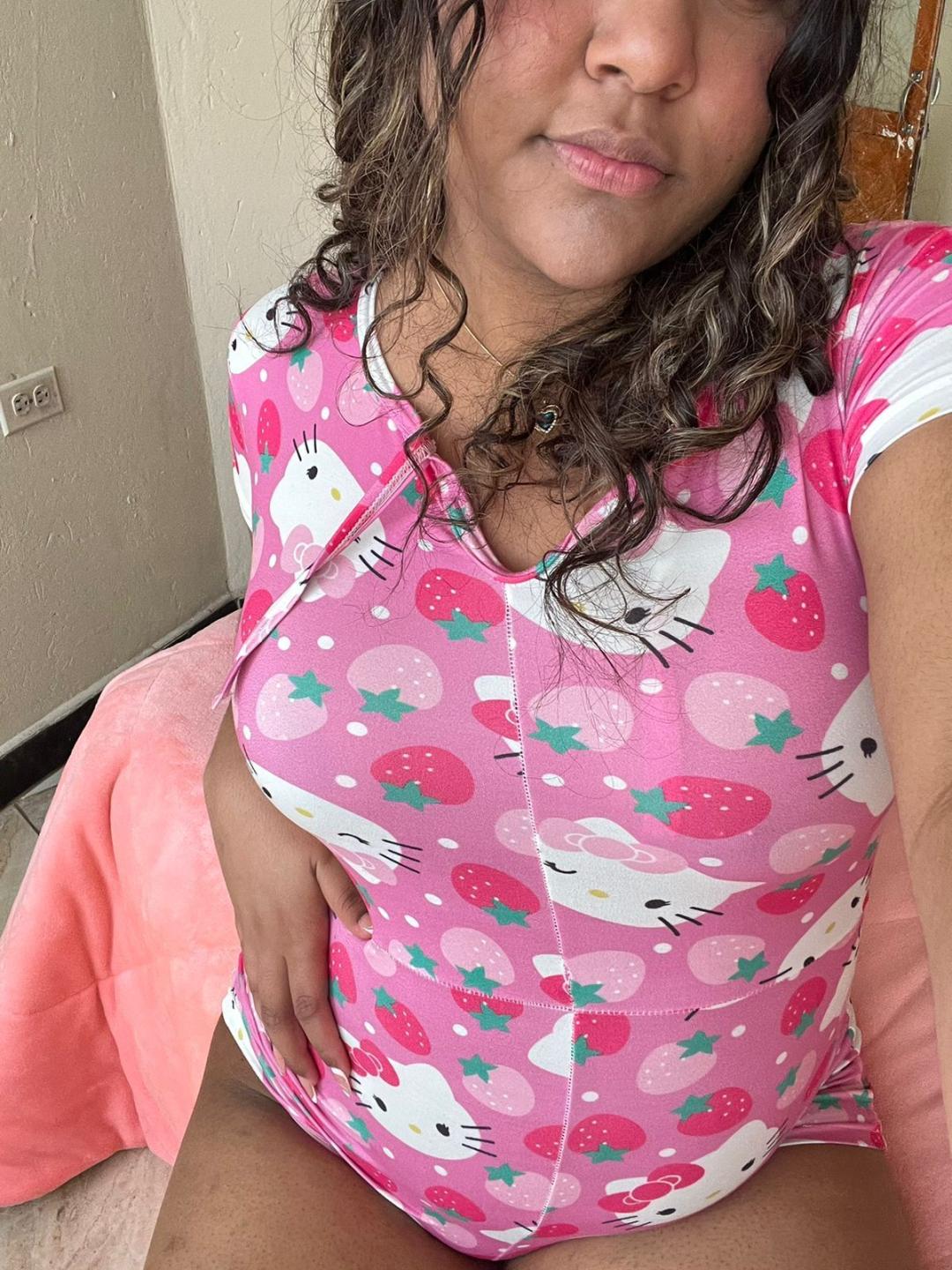 Image of cam model LolaSmmith from XloveCam