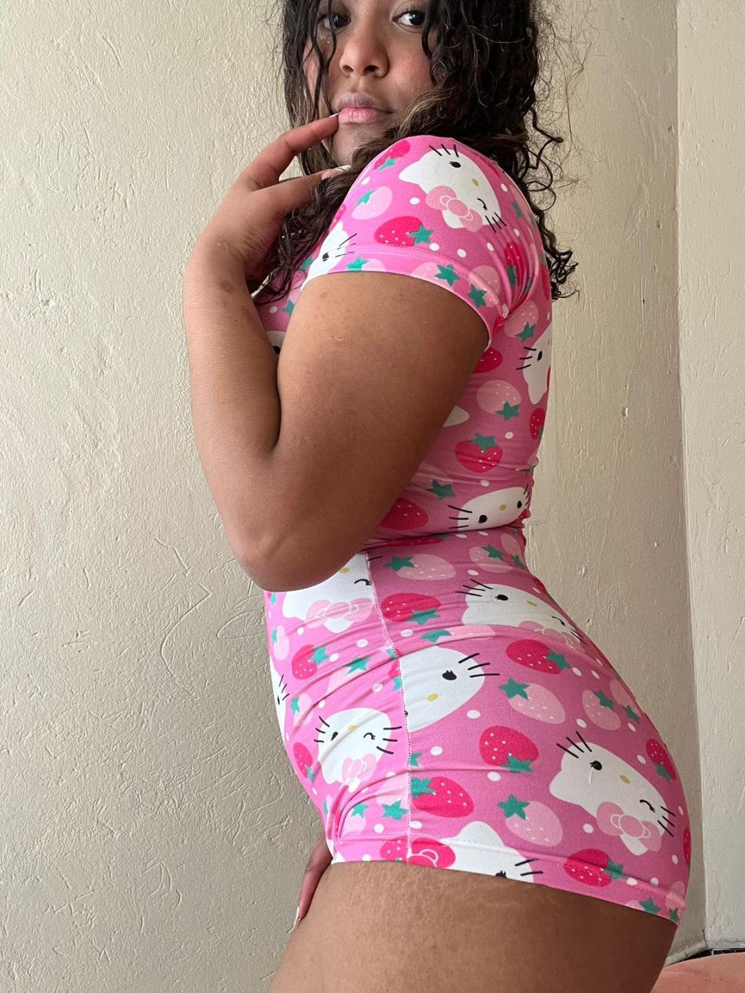 Image of cam model LolaSmmith from XloveCam