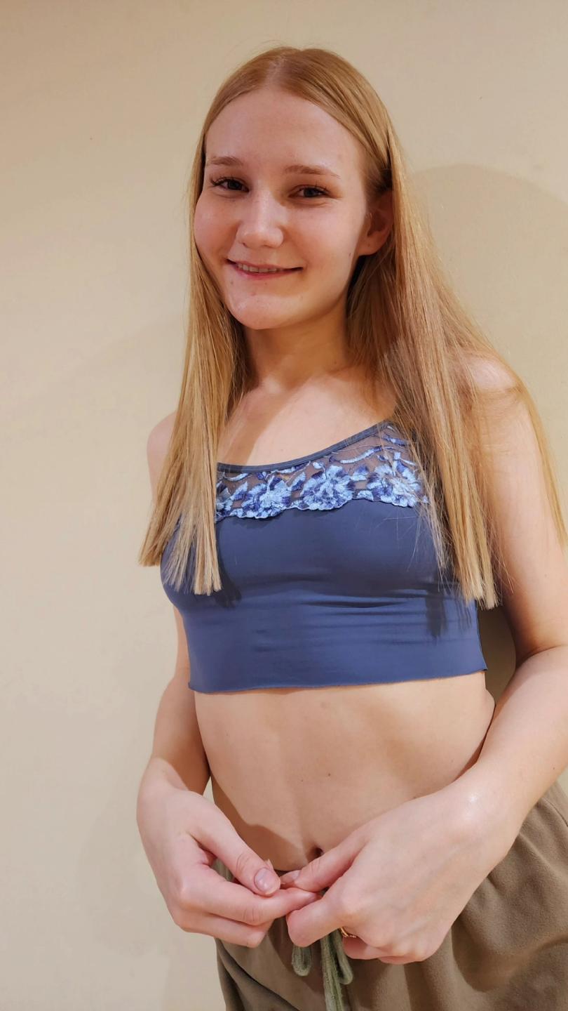 Image of cam model VanessaNorris from XloveCam