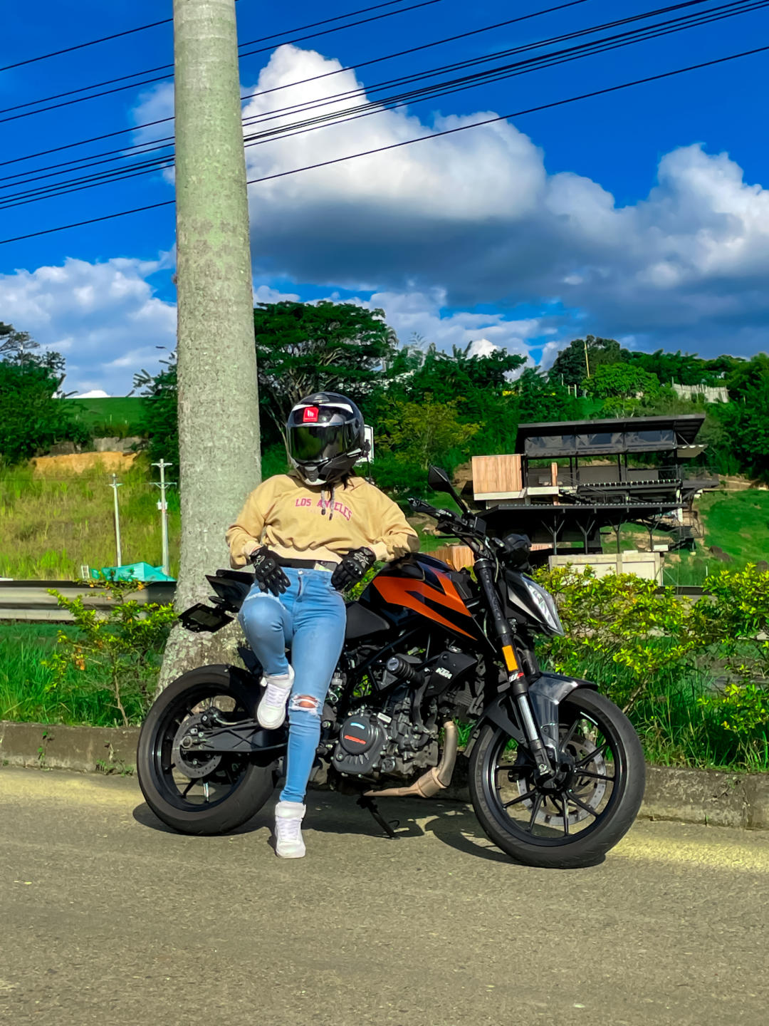 Image of cam model KimmyK from XloveCam