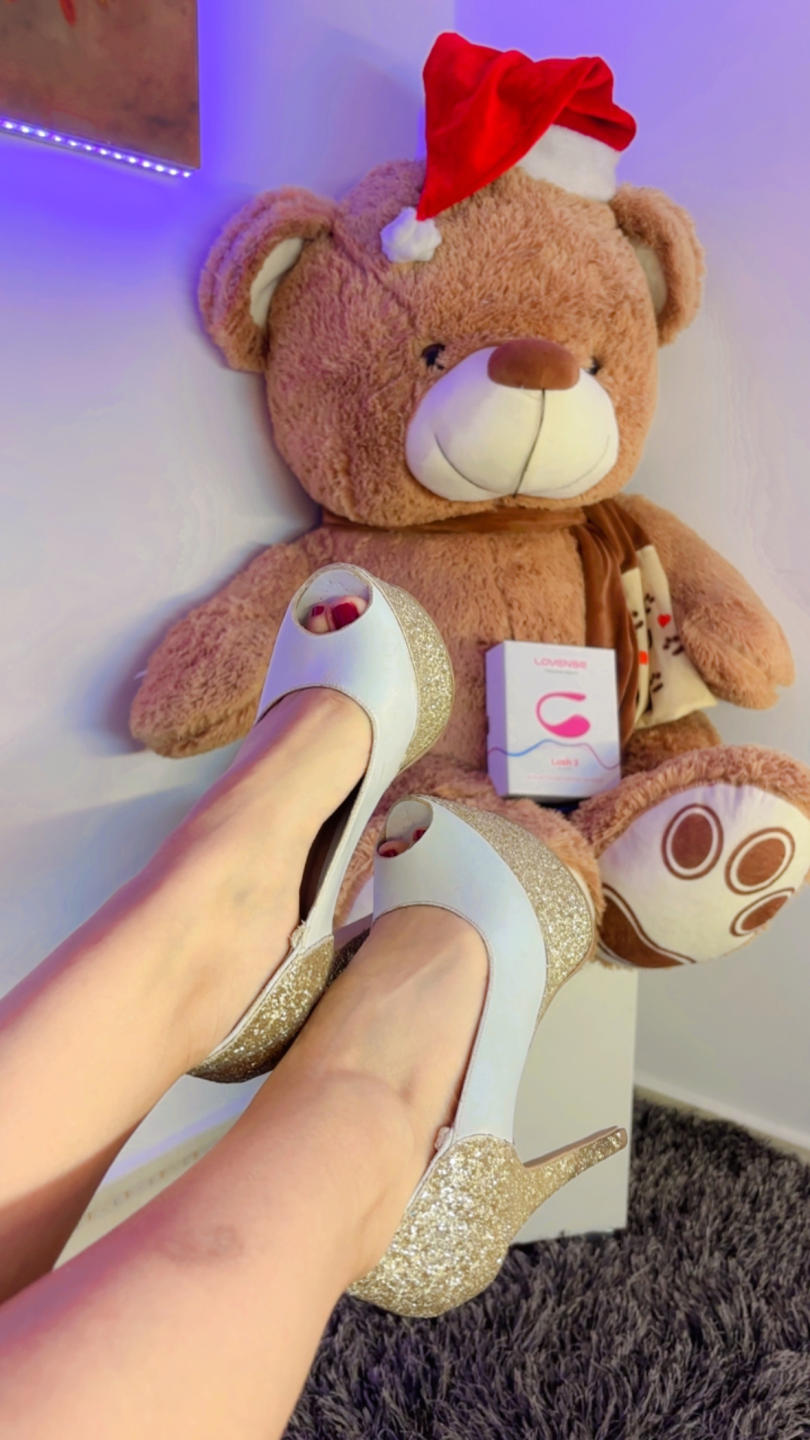 Image of cam model KimmyK from XloveCam