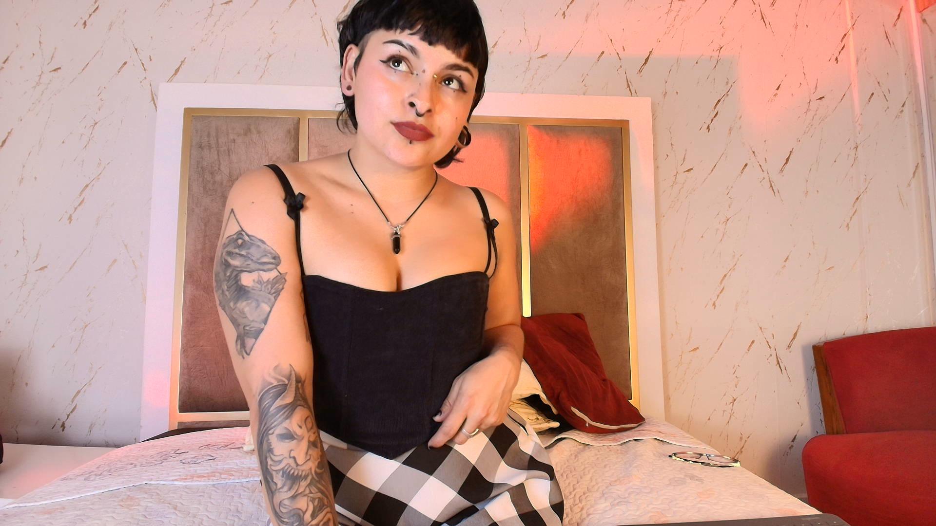 Image of cam model LilithVelvet from XloveCam