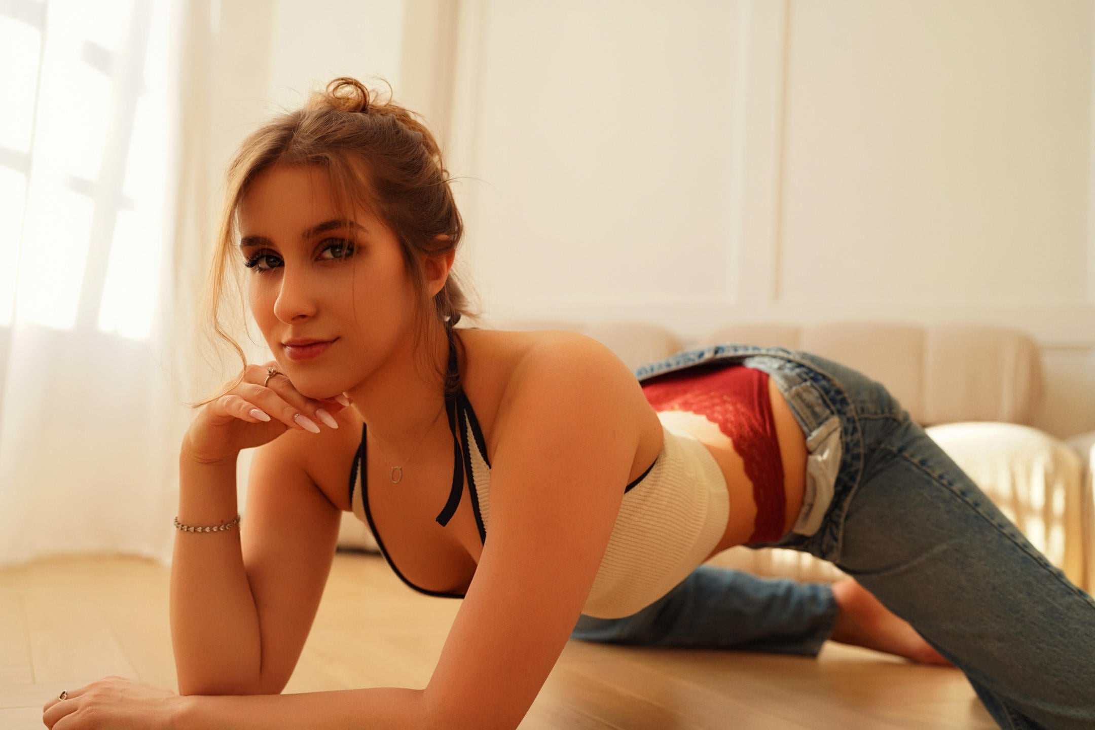 Image of cam model VanessaTrue from XloveCam