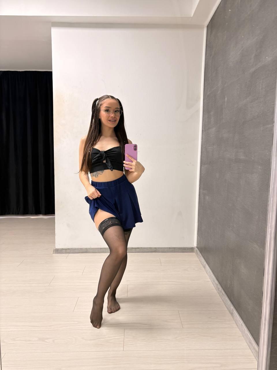 Image of cam model MistyReeds from XloveCam