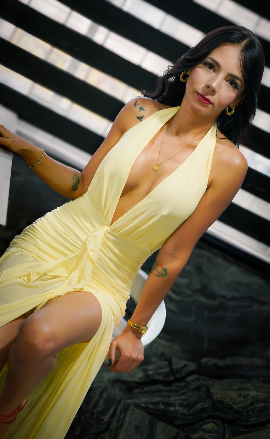 Image of cam model EvelinLuna from XloveCam