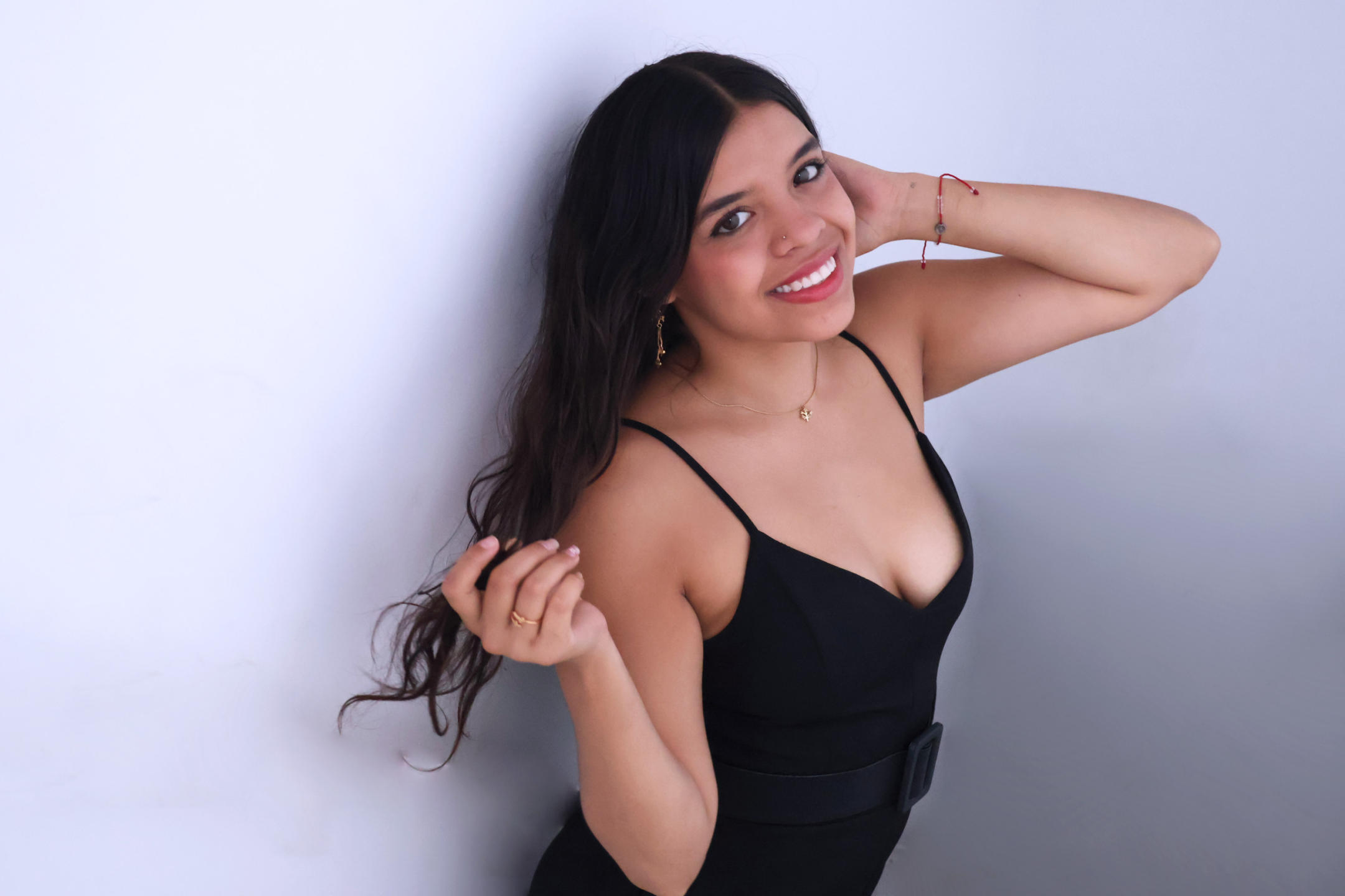 Image of cam model LiinaSantacruz from XloveCam