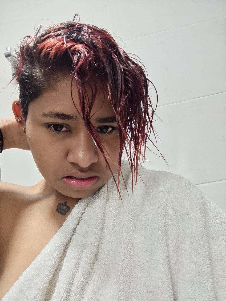 Image of cam model AndromedaSix from XloveCam