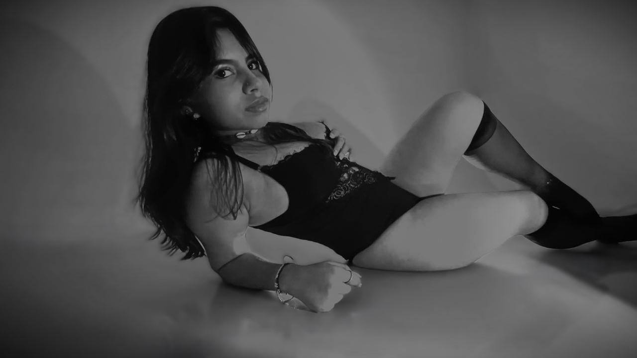 Image of cam model CelesteMorel from XloveCam