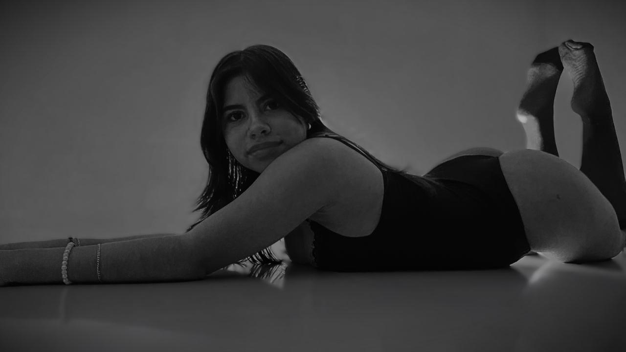 Image of cam model CelesteMorel from XloveCam