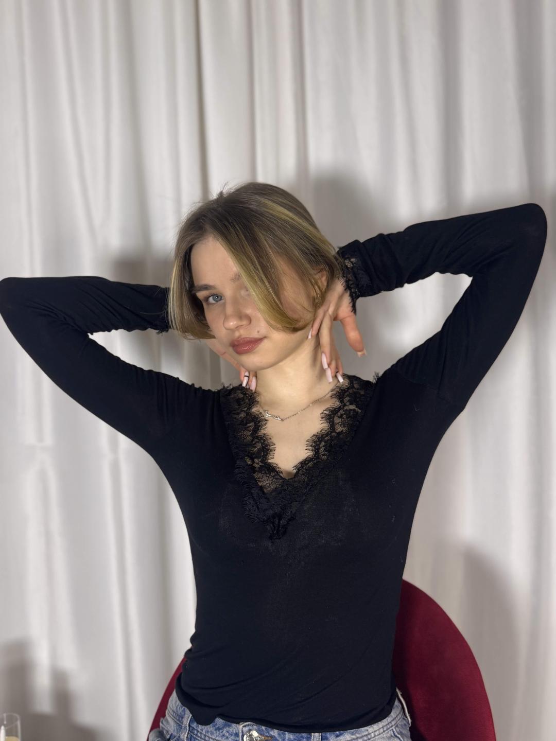 Image of cam model JennyOsmun from XloveCam