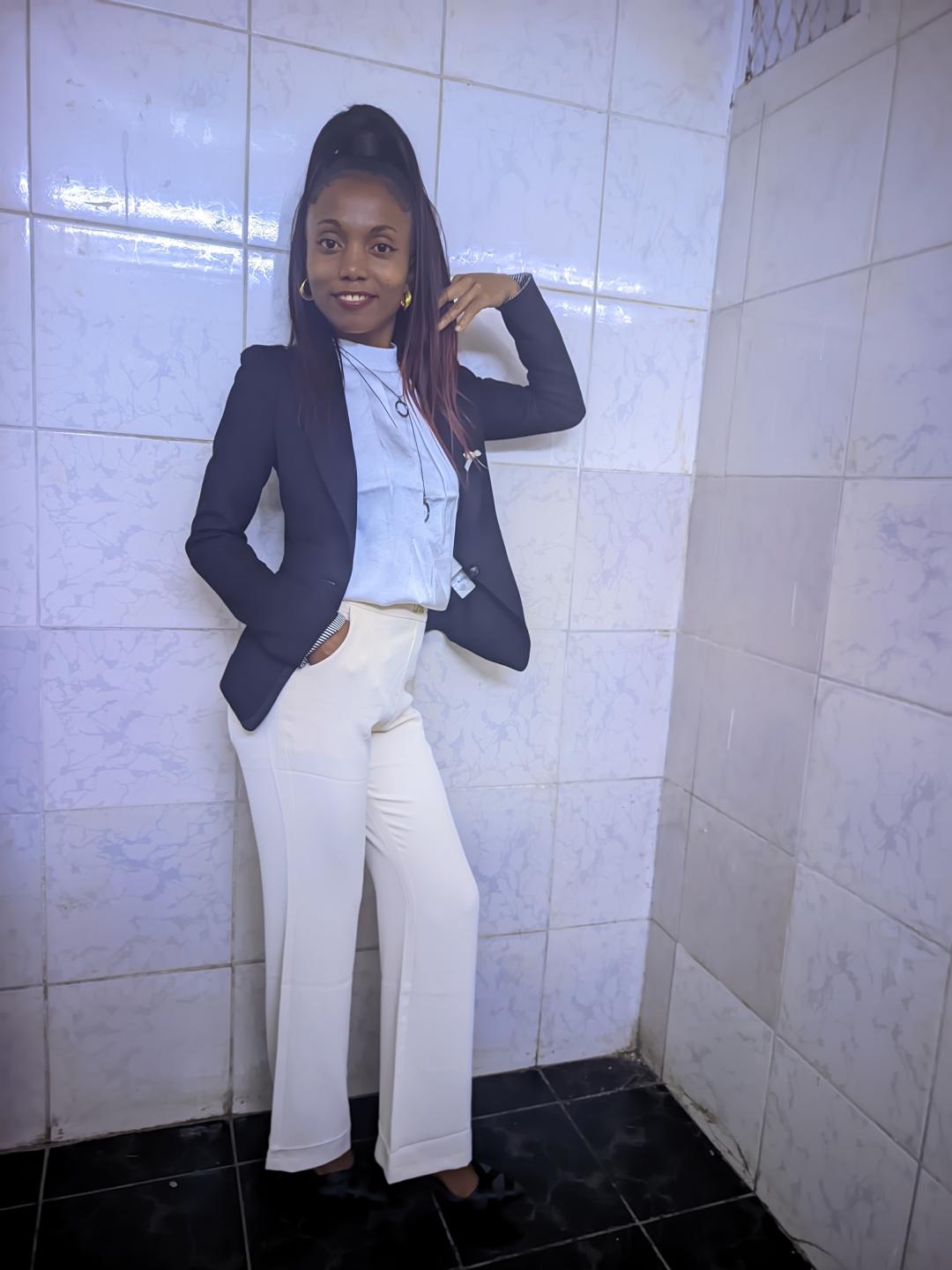 Image of cam model VictorineStone from XloveCam