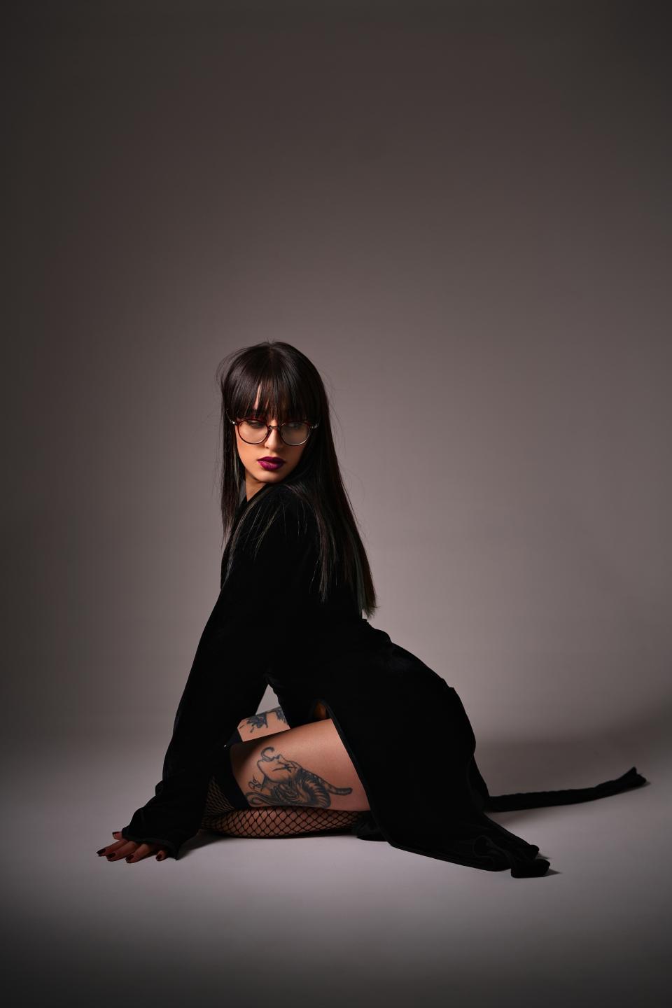 Image of cam model TatsumiLee from XloveCam