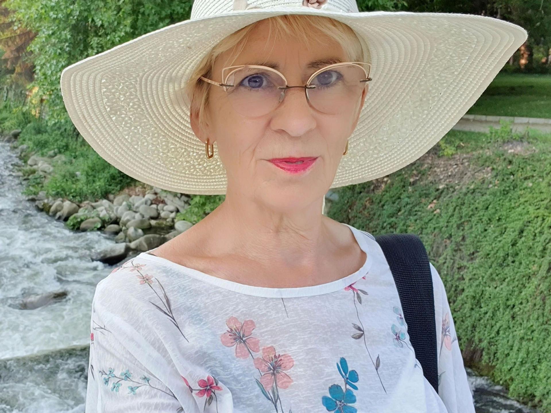 Image of cam model oOHotEveOo-sex (oOHotEveOo-ext) from XloveCam