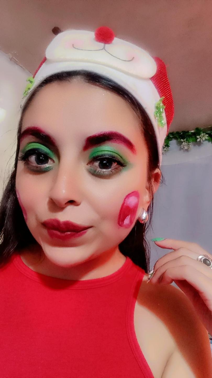 Image of cam model Dannazv from XloveCam